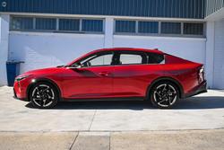 2025 Kia
                K4 GT-Line
