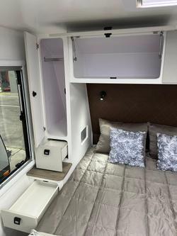 2025 Design RV Forerunner Van 5-2+ 21'