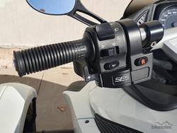 2010 Can-Am Spyder RSS SE5 Spyder RSS White