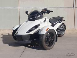 2010 Can-Am Spyder RSS SE5 Spyder RSS White