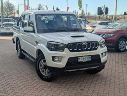 Mahindra PIK-UP