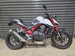 2023 Honda CB750 (HORNET) WHITE
