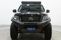 2023 Nissan
Navara ST-X