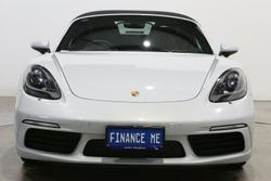 2023 Porsche
718 Boxster