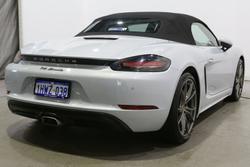 2023 Porsche
718 Boxster