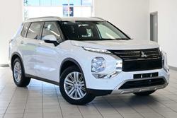 2024 Mitsubishi Outlander LS