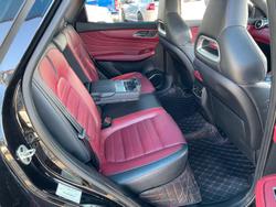 2020 MG
                HS Essence Anfield Edition