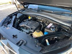 2020 MG
                HS Essence Anfield Edition