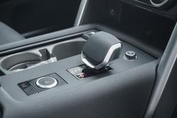 2025 Land Rover
Discovery D350 S