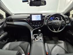 2021 Toyota Camry SL AXVH70R Silver