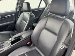 MERCEDES-BENZ C220