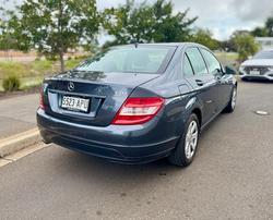 MERCEDES-BENZ C220