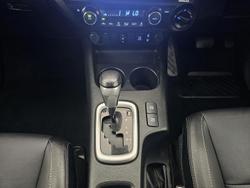 2020 Toyota Hilux SR5 GUN126R 4X4 Dual Range White