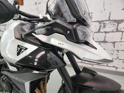 2024 Triumph Tiger 900 GT Tiger White