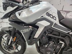 2024 Triumph Tiger 900 GT Tiger White