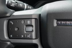 2024 Land Rover Defender 90 P400 X-Dynamic SE