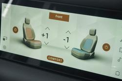 2024 Land Rover Defender 90 P400 X-Dynamic SE