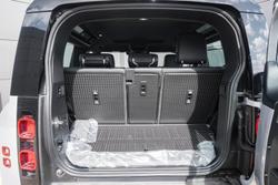 2024 Land Rover Defender 90 P400 X-Dynamic SE