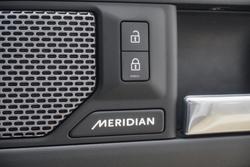 2024 Land Rover Defender 90 P400 X-Dynamic SE