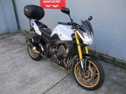 2011 YAMAHA FZ8N WHITE