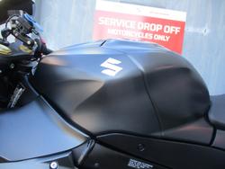2017 Suzuki GSX-R1000 BLACK