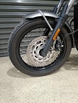 2021 Triumph STREET TWIN GOLDLINE GREEN