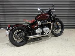 2017 Triumph BONNEVILLE BOBBER RED
