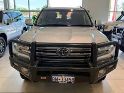 2020 Toyota LANDCRUISER