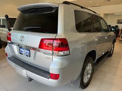 2020 Toyota LANDCRUISER