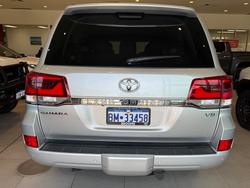 2020 Toyota LANDCRUISER