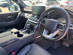 2022 Toyota LANDCRUISER