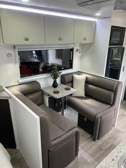 2025 Design RV Forerunner Van 1-1, 18'8''