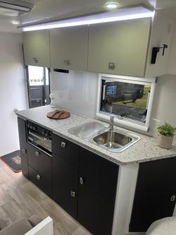 2025 Design RV Forerunner Van 1-1, 18'8''