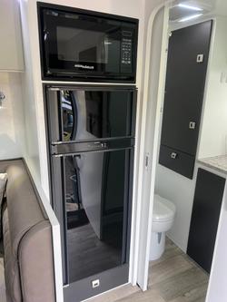 2025 Design RV Forerunner Van 1-1, 18'8''