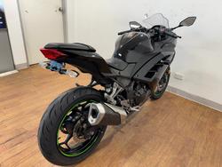 2013 Kawasaki NINJA 300 SE ABS GREEN