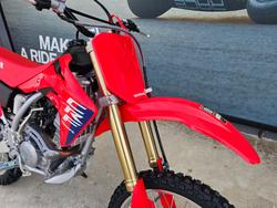 2025 Honda CRF150RB Red