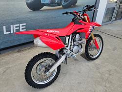 2025 Honda CRF150RB Red
