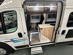 2024 Avan Applause 600