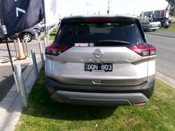 2025 Nissan
                X-TRAIL ST-L