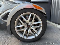 2013 BRP SPYDER RS SM5 Silver