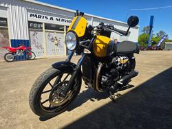 2017 TRIUMPH STREET CUP Yellow