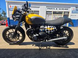 2017 TRIUMPH STREET CUP Yellow