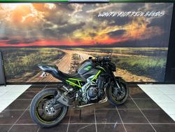 Kawasaki ZR 900