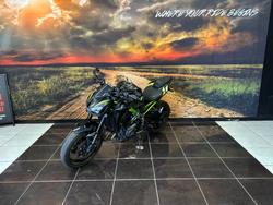 2018 Kawasaki ZR 900 BLACK