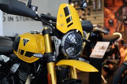 2025 Triumph Scrambler 400 XC Scrambler Yellow