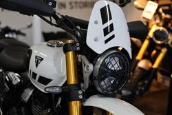 2025 Triumph Scrambler 400 XC Scrambler White