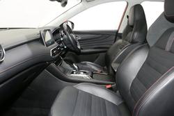 2023 MG HS Plus EV Essence