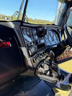 2017 Kenworth T909 140t - AUTO TRANS WHITE