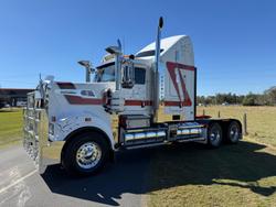 2017 Kenworth T909 140t - AUTO TRANS WHITE