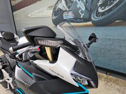 2023 CFMOTO 450 SR ABS